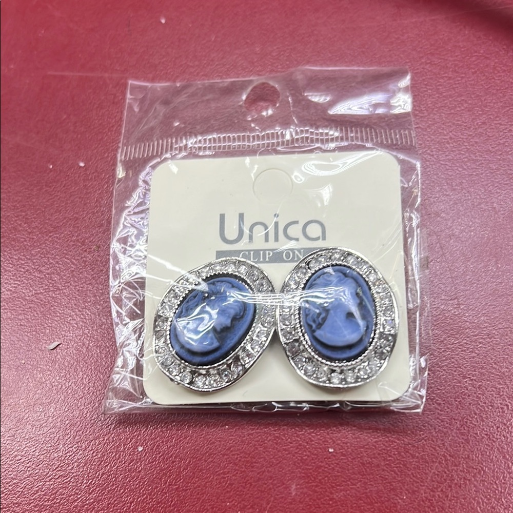 Unica Blue Cameo Clip-On Earrings